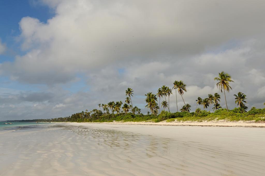 ماتيموي Kena Beach Hotel المظهر الخارجي الصورة